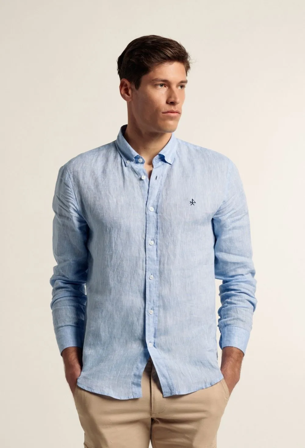 Camisa modelo Sáhara celeste