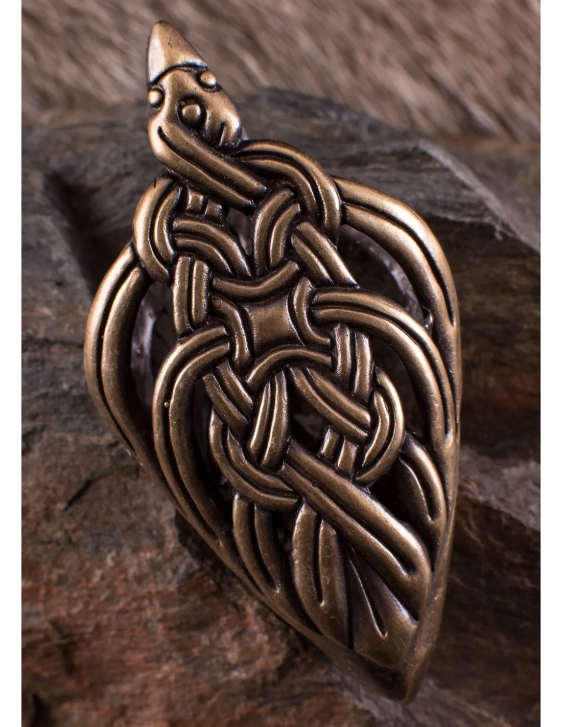 Decoración punta vaina espada vikinga Nudos nórdicos