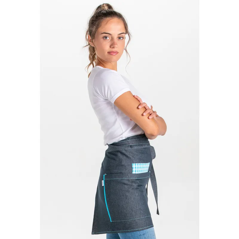 DELANTAL CORTO DENIM CON CUADRO AZUL  DYNEKE