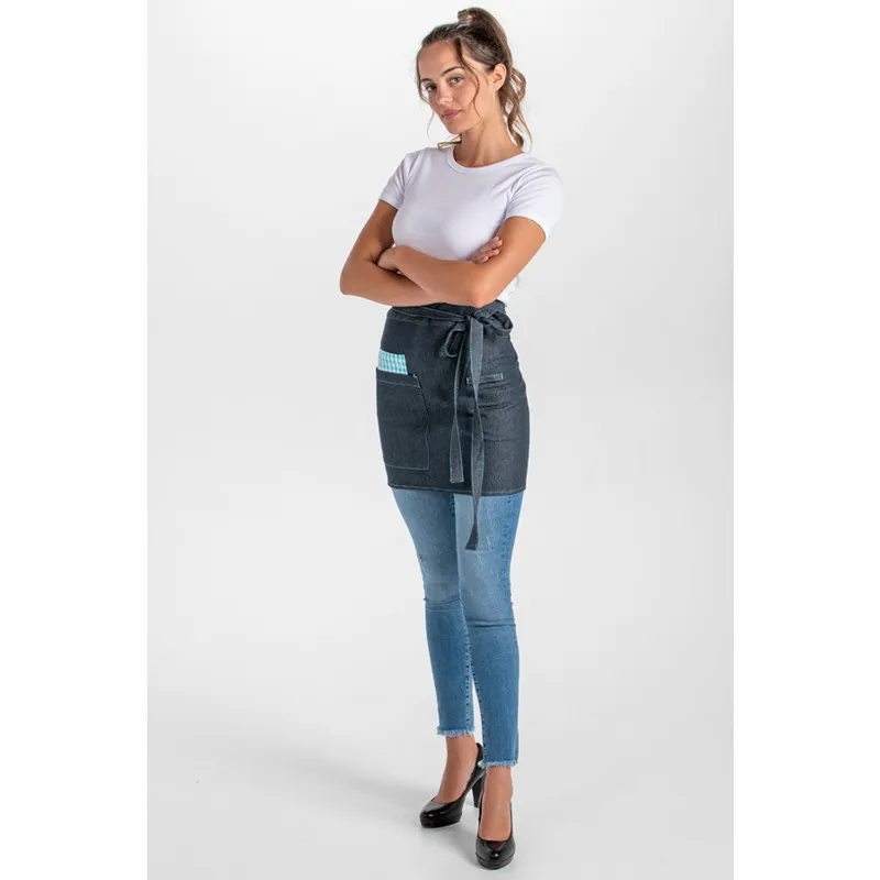 DELANTAL CORTO DENIM CON CUADRO AZUL  DYNEKE