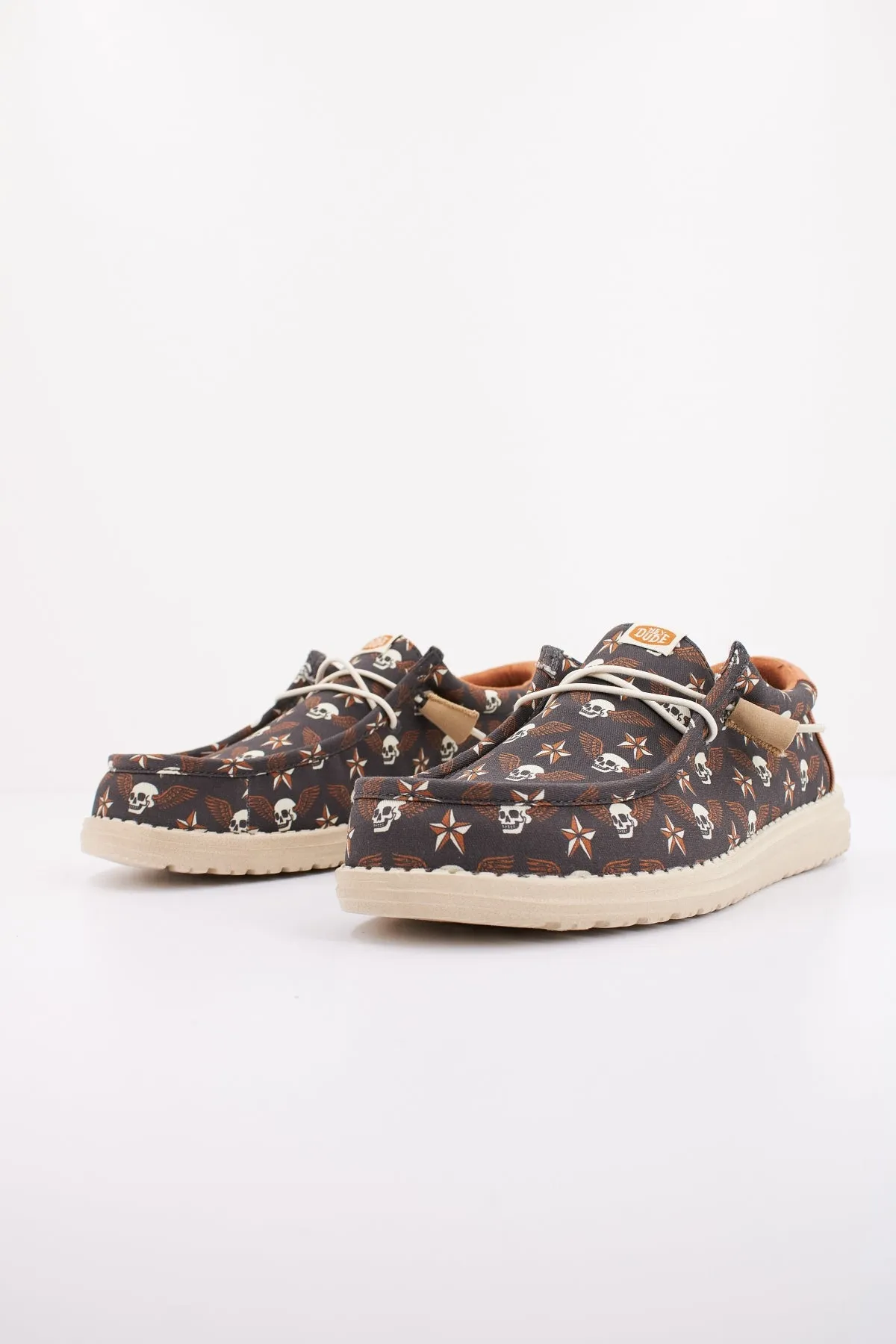 HEY DUDE WALLY STARS N SKULLS PRINT
