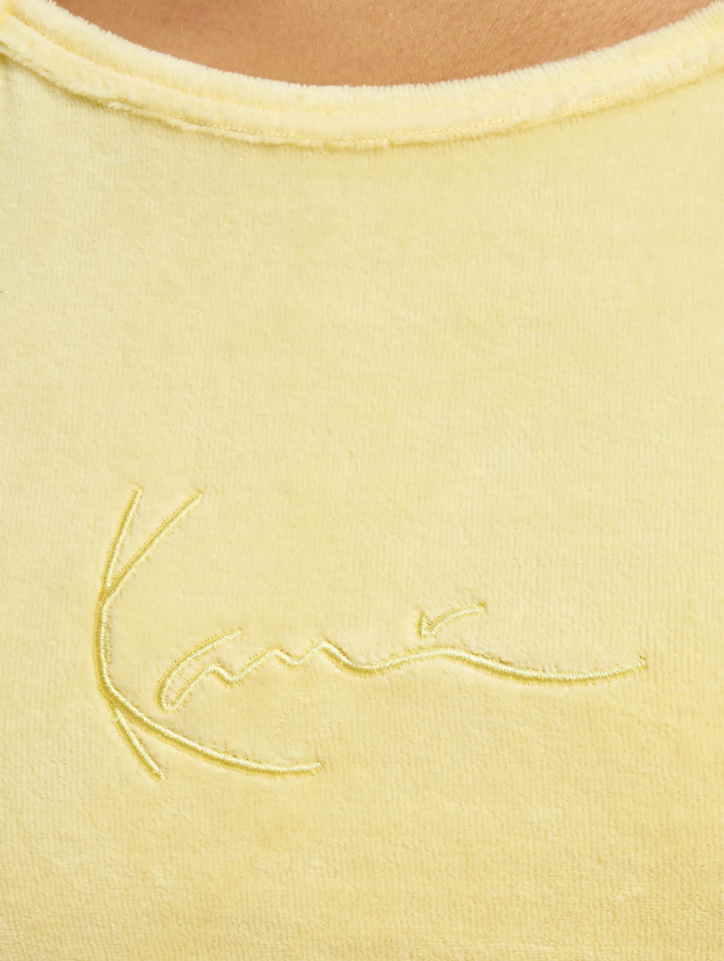Karl Kani Small Signature Nicki