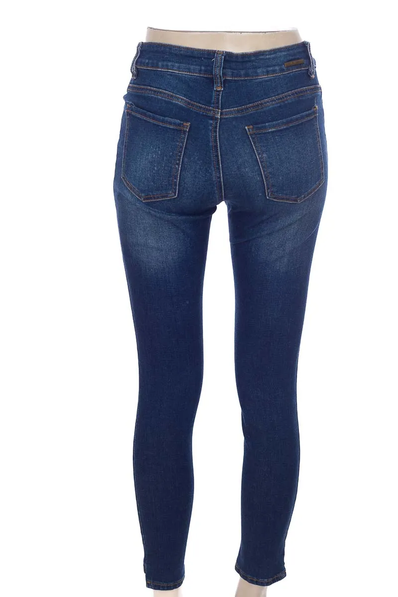 PANTALóN COLOR AZUL  ELA