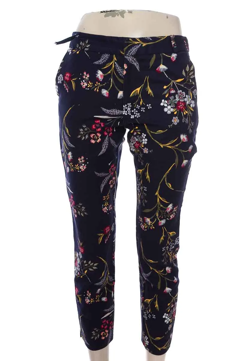 PANTALóN COLOR AZUL  STRADIVARIUS