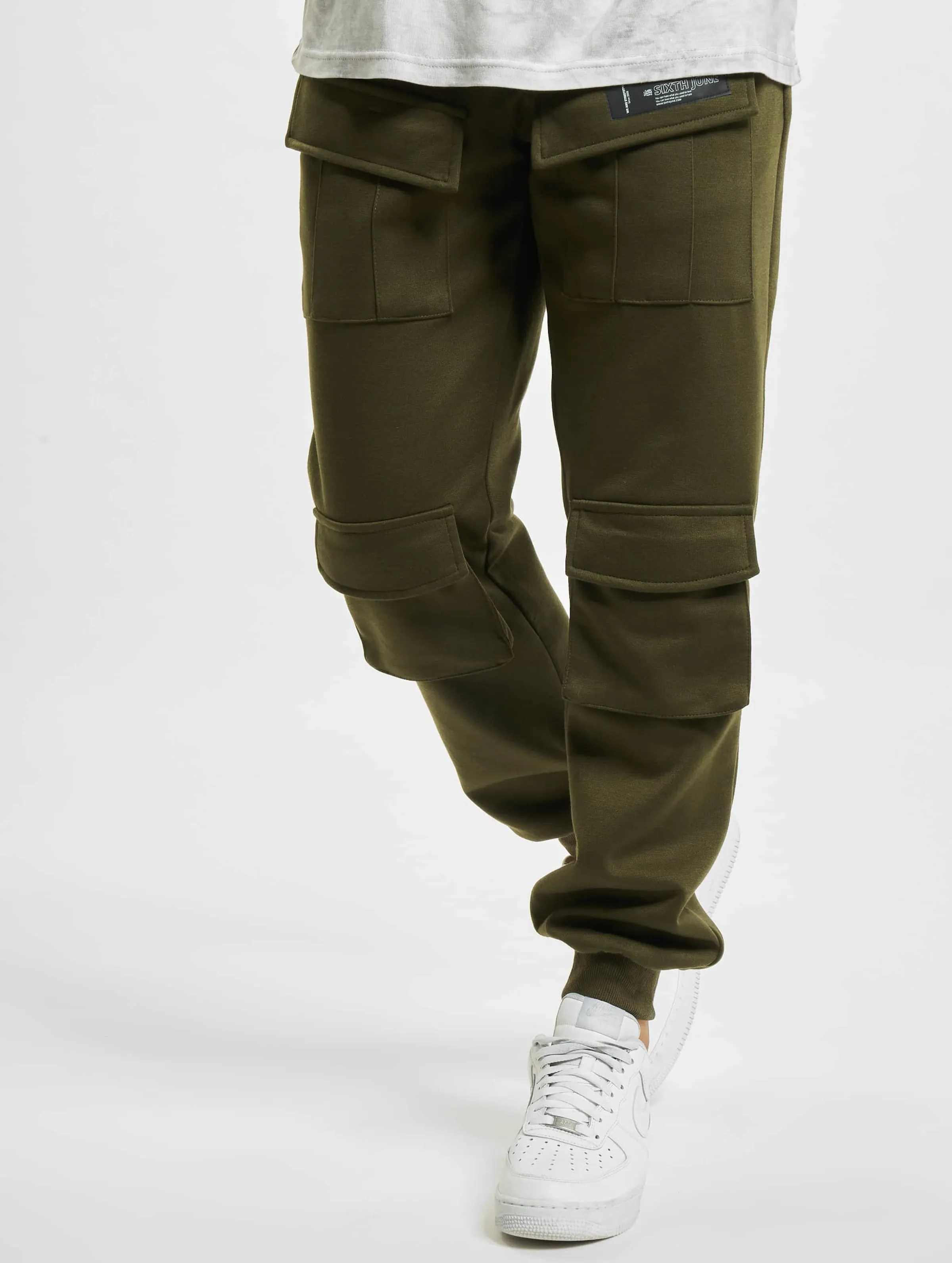 S W/ Front Pockets