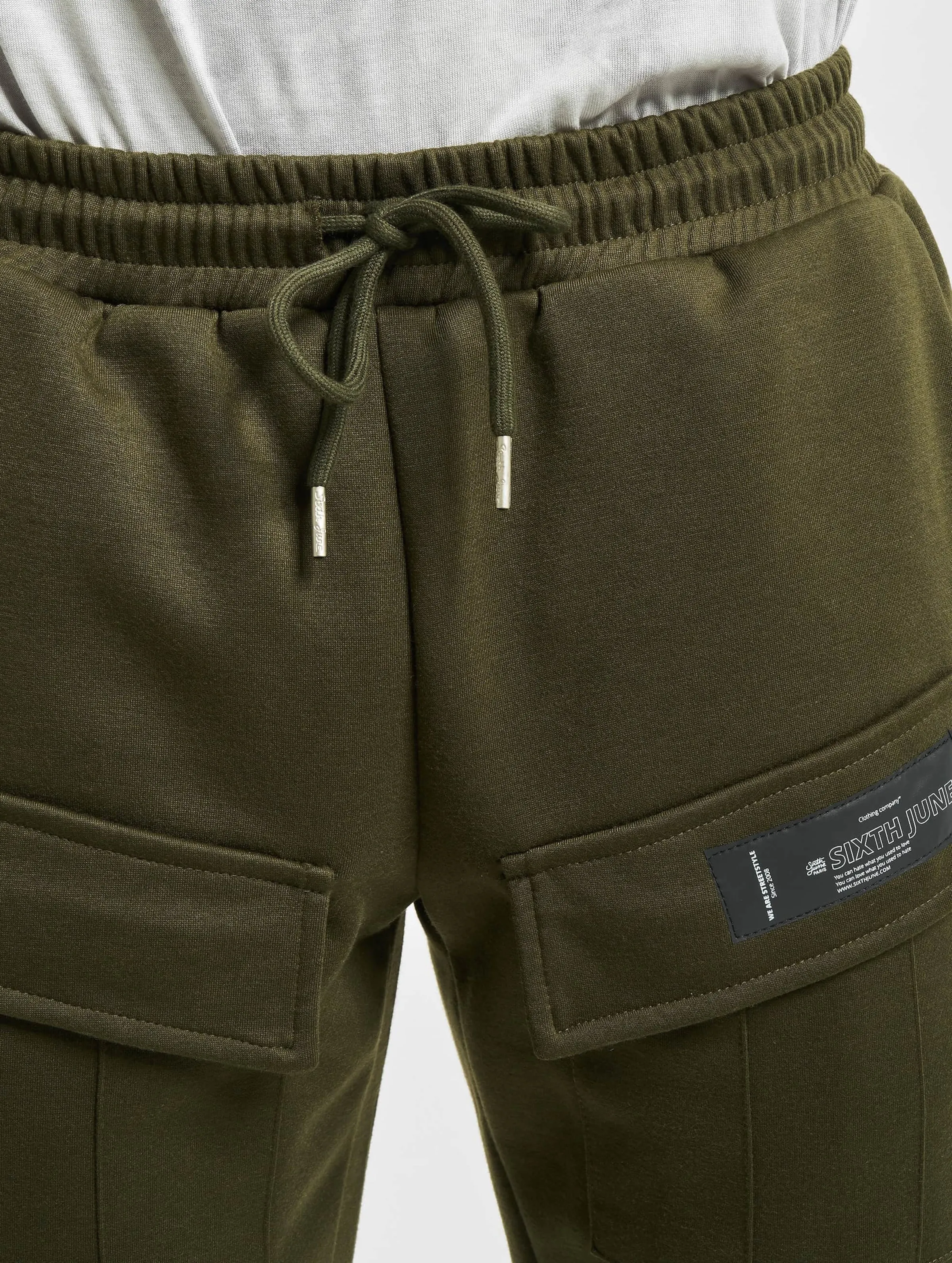 S W/ Front Pockets