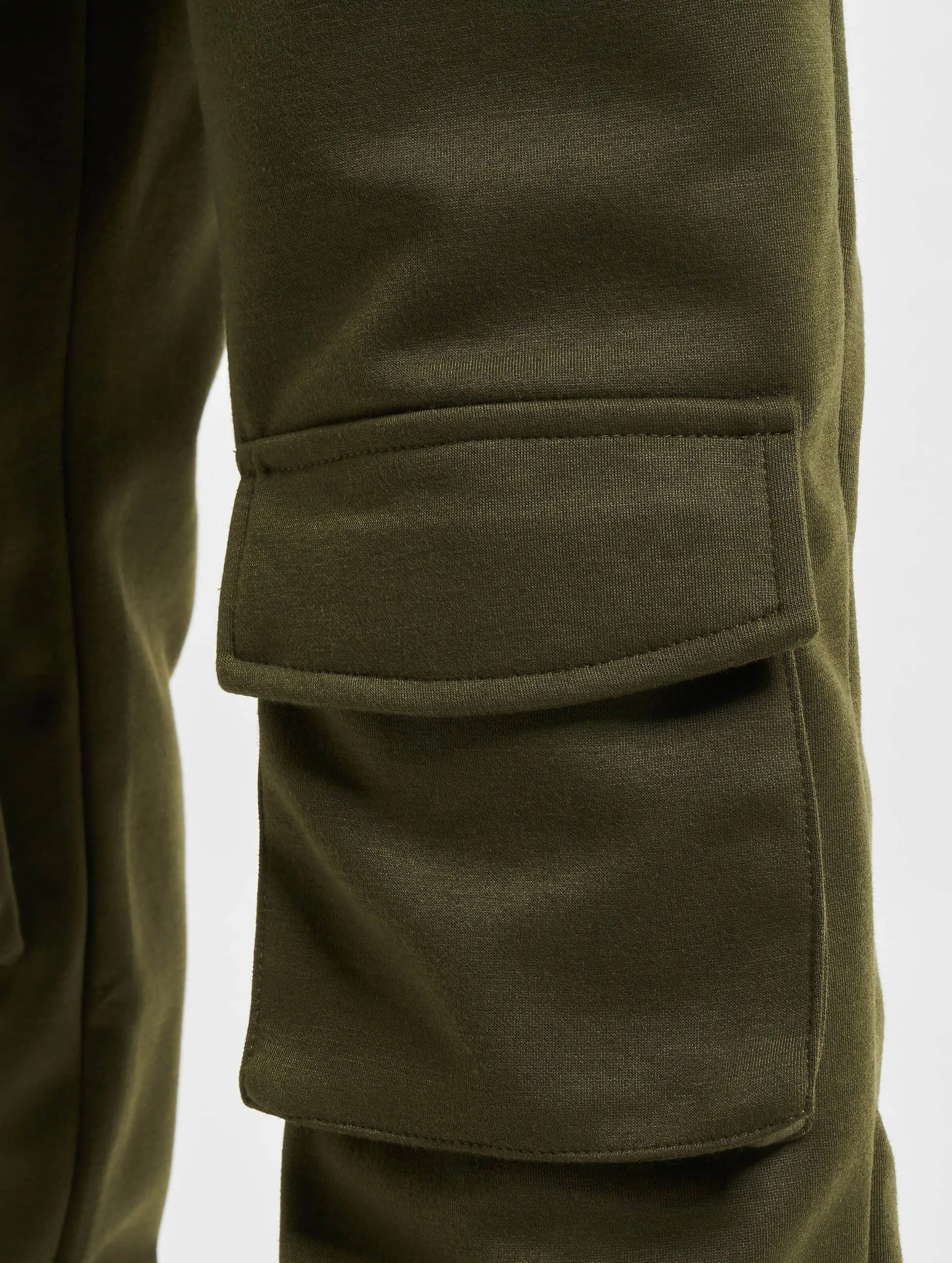 S W/ Front Pockets