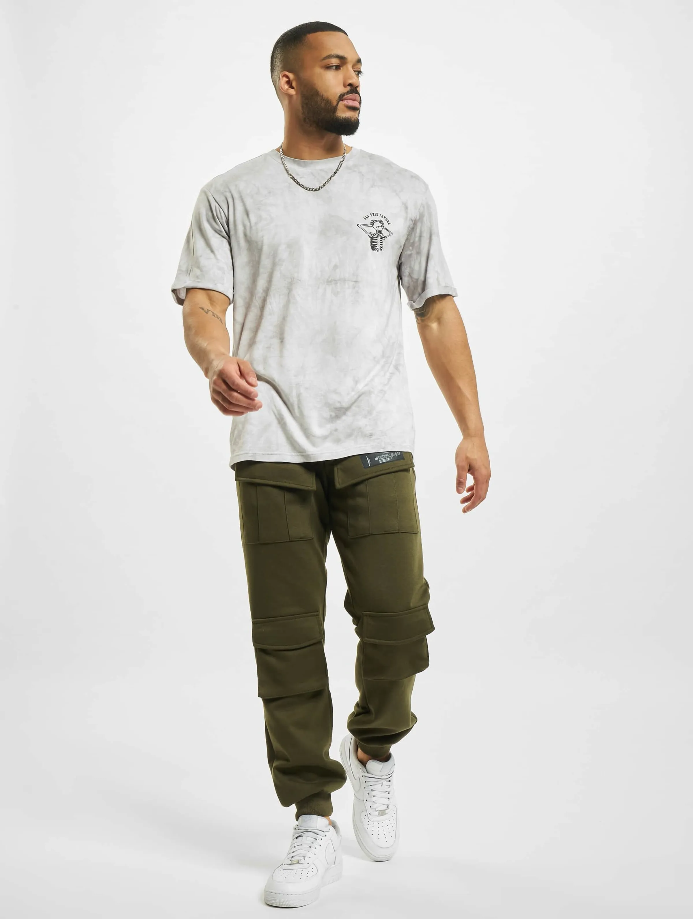 S W/ Front Pockets