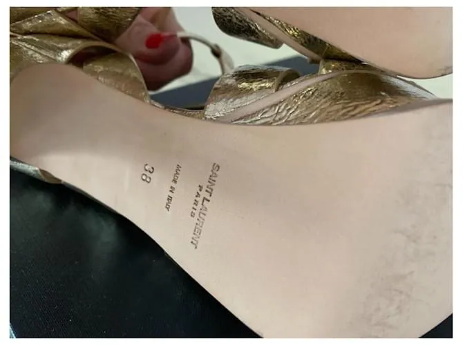 Saint Laurent Tributo Dorado 