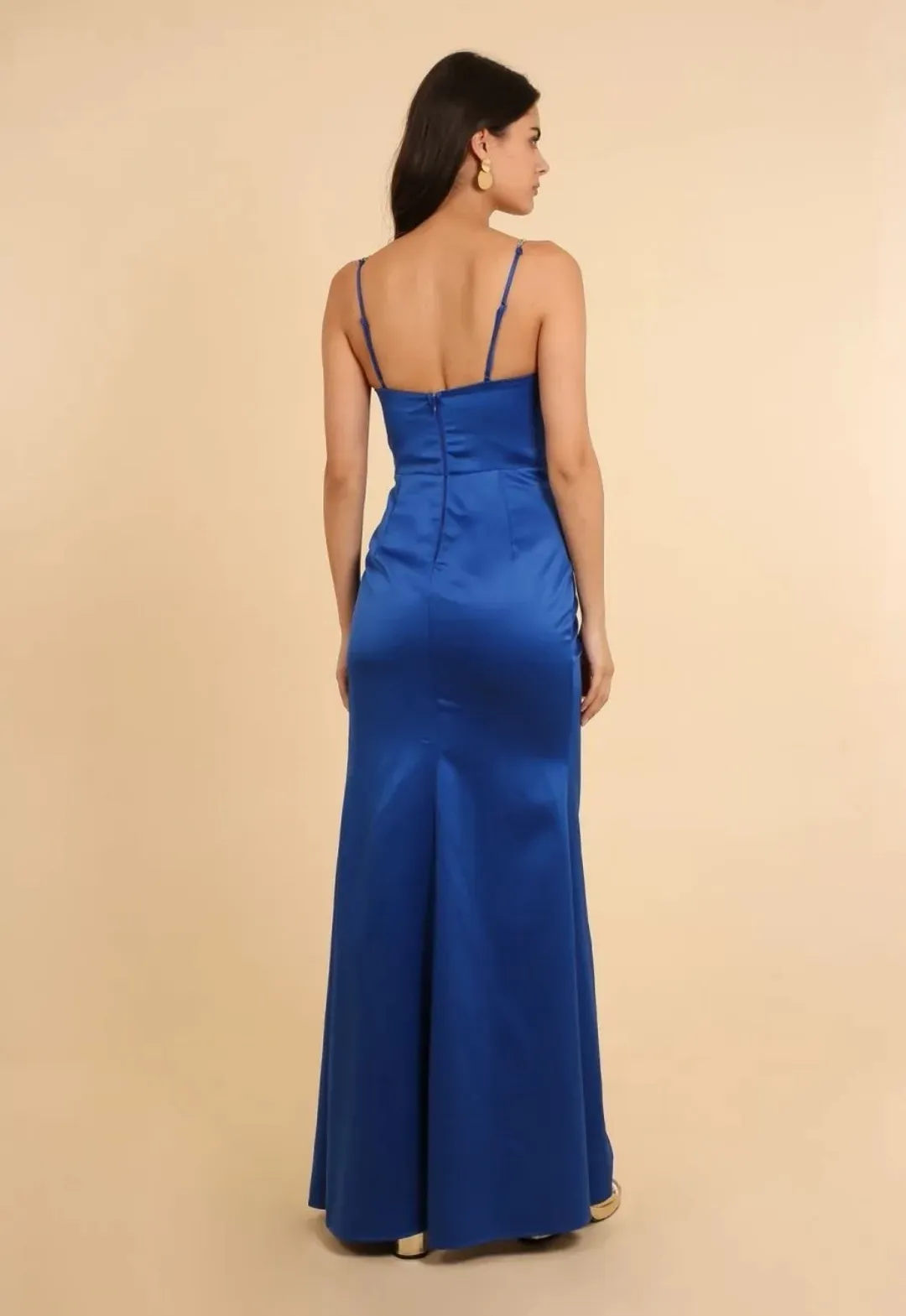 Vestido sencillo y económico