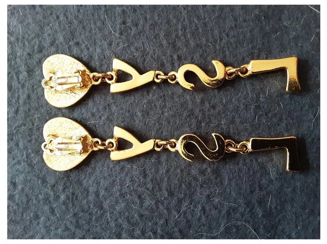 YVES SAINT LAURENT.  Clips de logotipo de letras. Gold hardware 