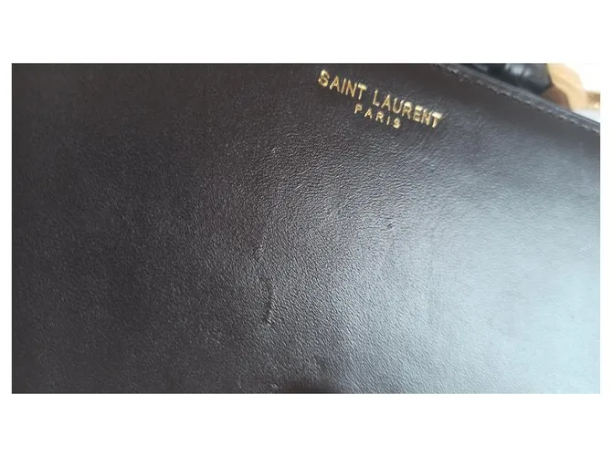 Yves Saint Laurent Línea Y Marrón oscuro 