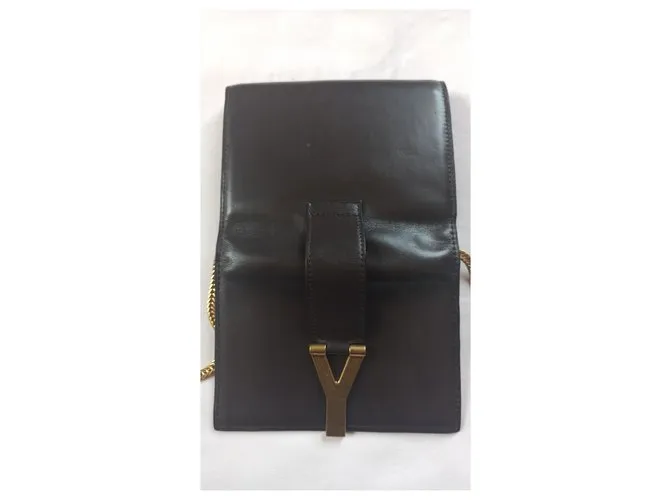 Yves Saint Laurent Línea Y Marrón oscuro 