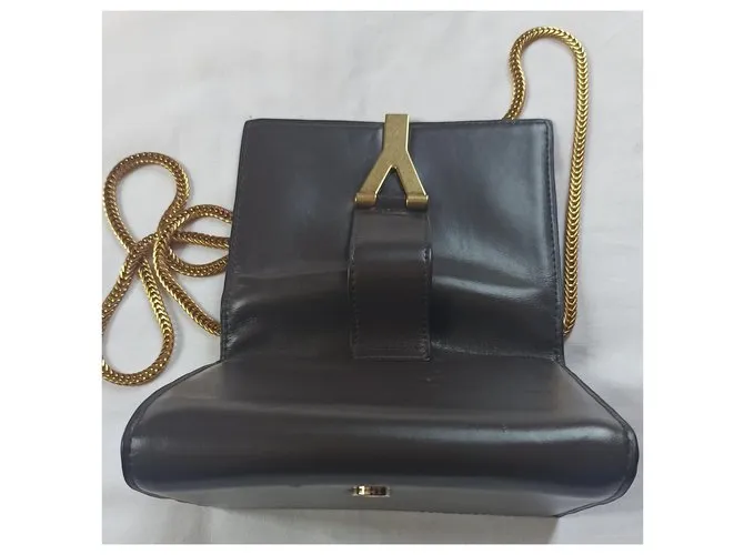 Yves Saint Laurent Línea Y Marrón oscuro 