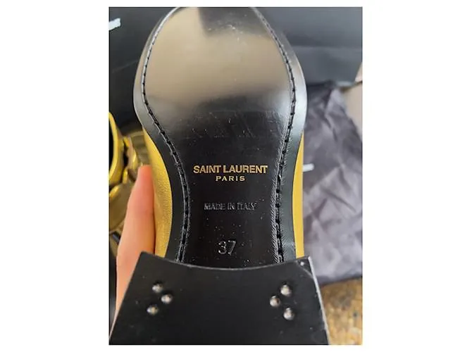 Yves Saint Laurent Millas 30 Mate Dorado 