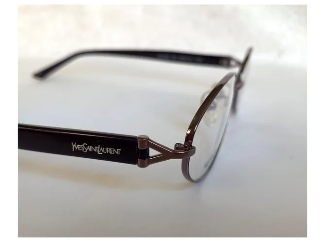 Yves Saint Laurent Monturas de titanio violeta oscuro YSL Púrpura 